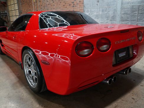 Used 2003 Chevrolet Corvette Z06 w/ Memory Package, 3 Drivers image 19