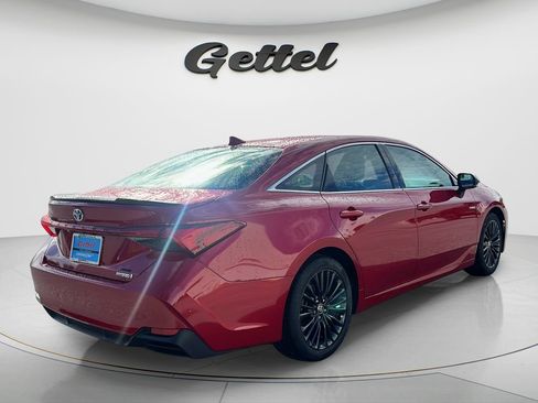 Used 2021 Toyota Avalon XSE FWD image 5