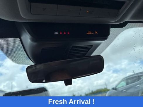 Used 2025 MAZDA MAZDA3 s image 10