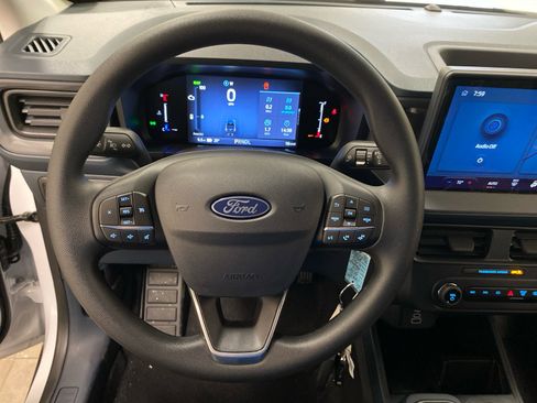 New 2026 Ford Maverick XL image 17