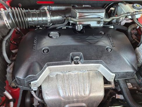 Used 2019 Chevrolet Blazer LT FWD image 20