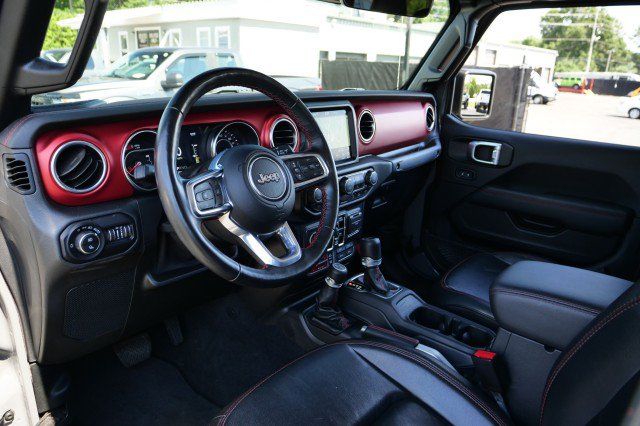 Used 2021 Jeep Gladiator Rubicon AWD/4WD image 2