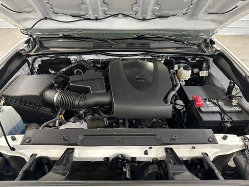 Used 2023 Toyota Tacoma SR5 image 36