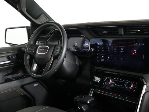 Used 2023 GMC Sierra 1500 AT4 w/ Technology Package image 30