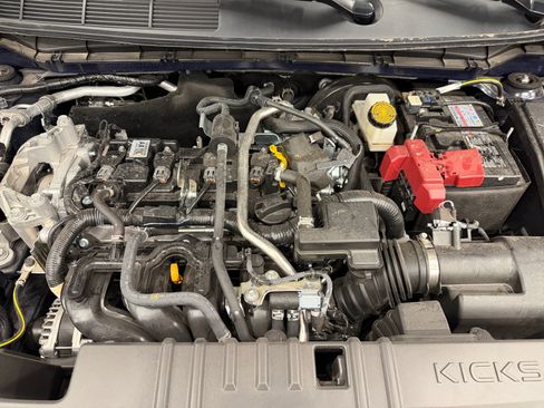 Used 2026 Nissan Kicks SR FWD image 27
