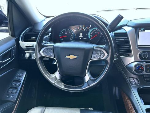 Certified 2019 Chevrolet Suburban Premier AWD/4WD image 11