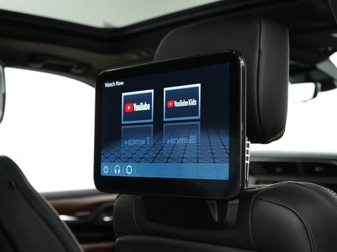 Used 2024 GMC Yukon XL Denali Ultimate AWD/4WD image 14