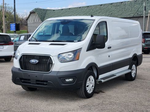 Used 2024 Ford Transit 250 Low Roof w/ Exterior Upgrade Package image 3