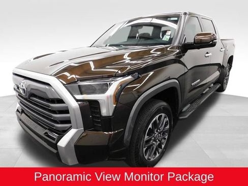 Used 2025 Toyota Tundra Limited image 4