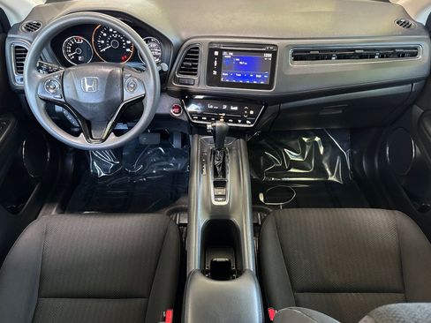 Used 2018 Honda HR-V EX image 15