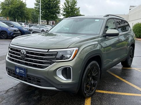 Certified 2026 Volkswagen Atlas SE AWD/4WD image 8