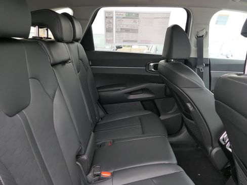 New 2026 Kia Sorento S FWD image 22
