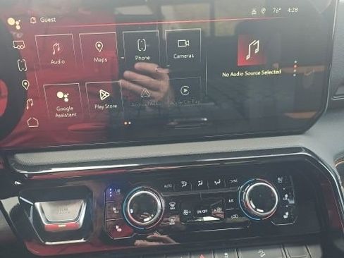 New 2026 GMC Sierra 2500 AT4 w/ AT4 Premium Plus Package AWD/4WD image 32