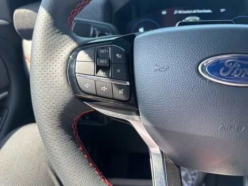 Used 2025 Ford Explorer ST image 44