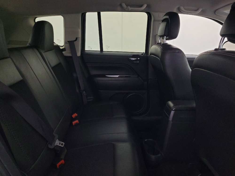 Used 2016 Jeep Compass Latitude AWD/4WD image 19