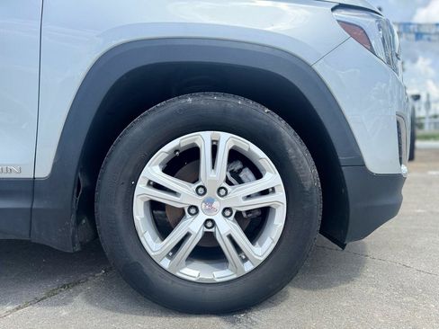 Used 2021 GMC Terrain SLE w/ Driver Convenience Package FWD image 17