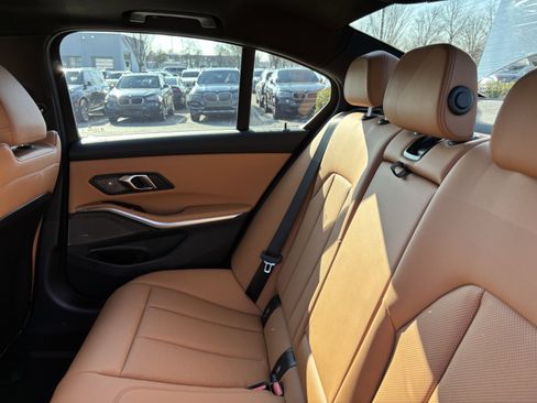 Used 2026 BMW 330i Sedan w/ M Sport Package image 33