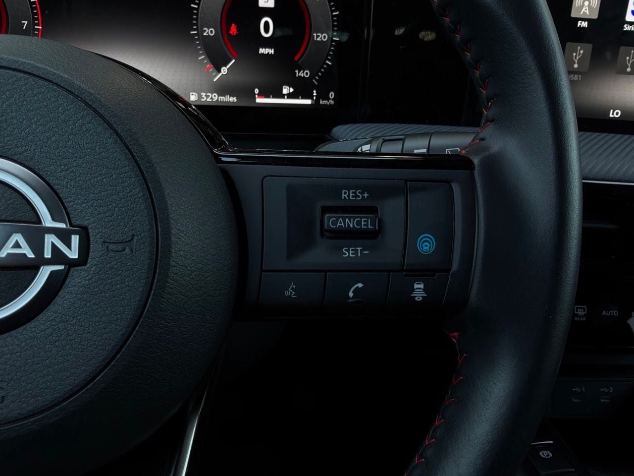 Used 2026 Nissan Kicks SR FWD image 37