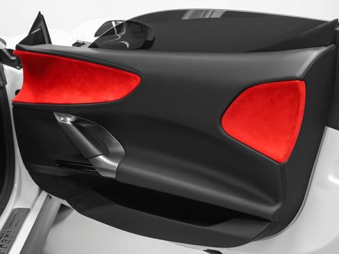 Certified 2021 Ferrari SF90 Stradale AWD/4WD image 33