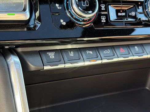 New 2026 GMC Sierra 2500 Denali Ultimate AWD/4WD image 19