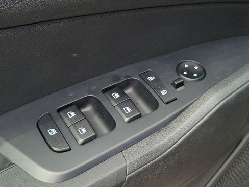 Used 2025 Kia Sportage LX FWD image 15