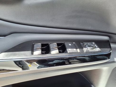 Used 2024 Lexus ES 250 w/ Premium Package image 12