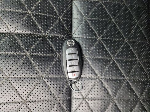 Used 2019 Nissan Murano Platinum FWD image 32