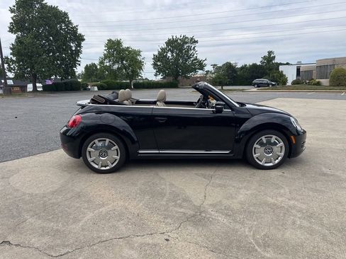 Used 2013 Volkswagen Beetle 2.5 FWD image 7