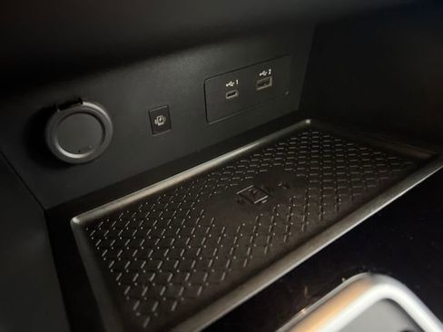 Used 2024 Nissan Pathfinder Platinum image 24