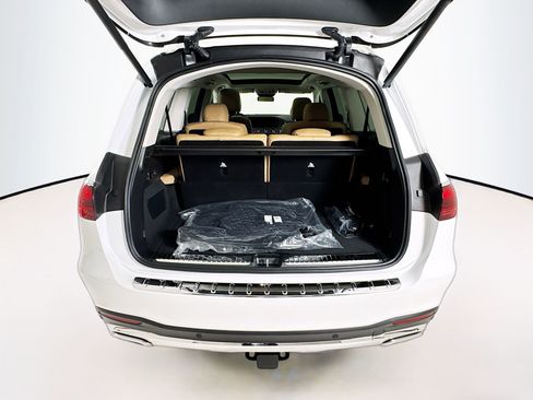 New 2026 Mercedes-Benz GLS 450 4MATIC image 29