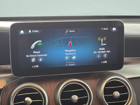 Certified 2023 Mercedes-Benz GLC 300 4MATIC Coupe image 31