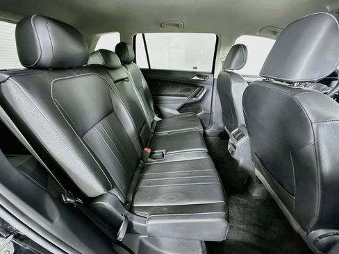 Used 2024 Volkswagen Tiguan SE FWD image 26