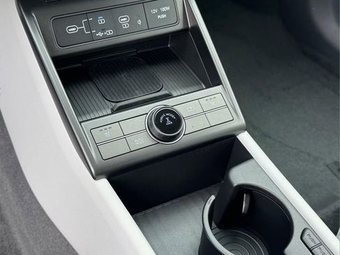 New 2026 Hyundai Kona SEL Premium AWD/4WD image 29