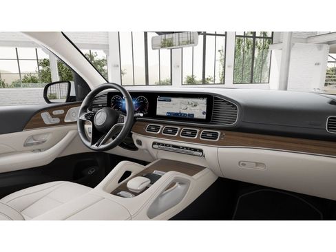 New 2026 Mercedes-Benz GLS 450 4MATIC image 7