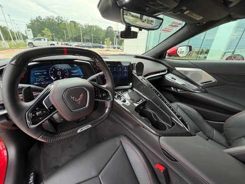 Used 2024 Chevrolet Corvette Z06 RWD image 22