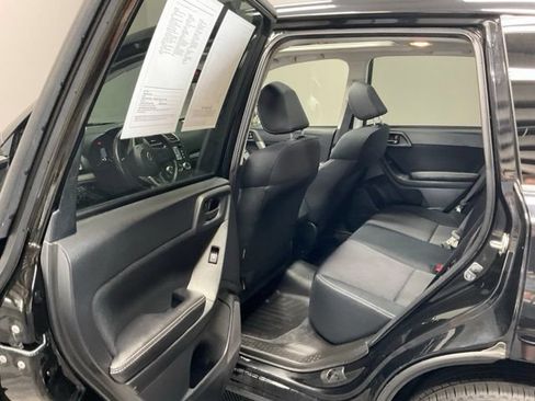 Used 2016 Subaru Forester 2.5i Premium w/ Popular Package #2 AWD/4WD image 18