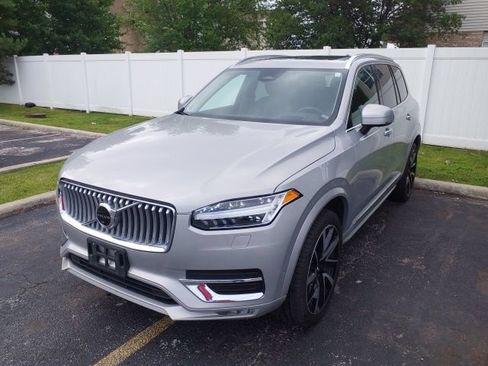 Used 2023 Volvo XC90 B5 Plus w/ Protection Package Premier AWD/4WD image 1