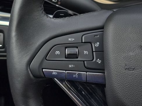 Used 2024 Cadillac XT6 Premium Luxury w/ LPO, Floor Liner Package AWD/4WD image 26