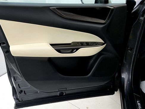 Used 2024 Lexus NX 350 NX 350 w/ Cold Area Package image 22