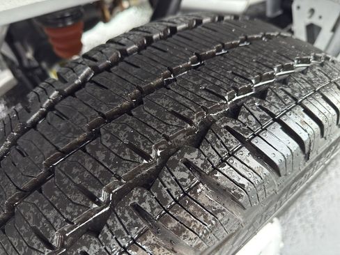 New 2025 Ford Transit 250 Low Roof AWD image 15