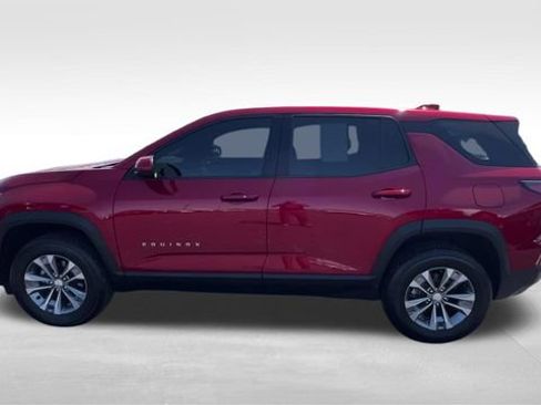 Certified 2025 Chevrolet Equinox LT FWD image 3