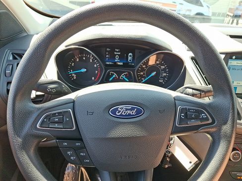 Used 2018 Ford Escape SE w/ SE Sync 3 Package AWD/4WD image 20