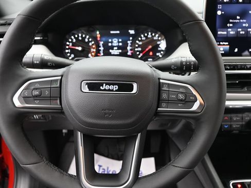 Used 2024 Jeep Compass Limited AWD/4WD image 27