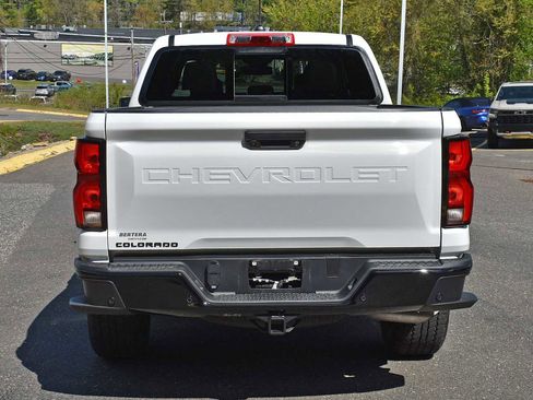 Used 2026 Chevrolet Colorado Z71 w/ Technology Package AWD/4WD image 7