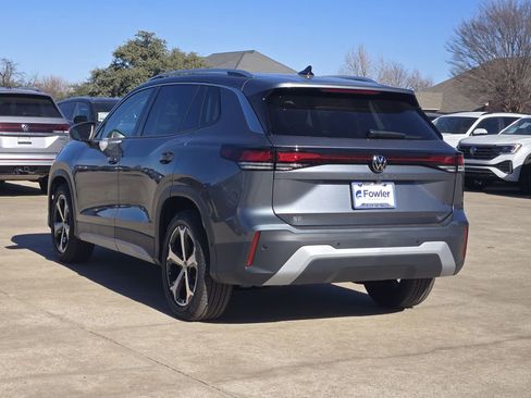 New 2026 Volkswagen Tiguan SE image 3