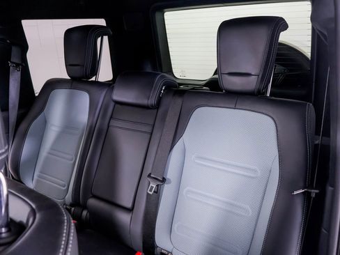 Used 2025 Mercedes-Benz G 550 image 11