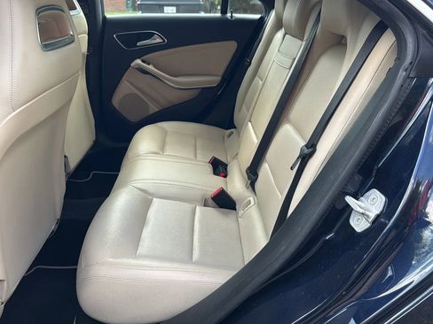 Used 2017 Mercedes-Benz CLA 250 4MATIC image 11