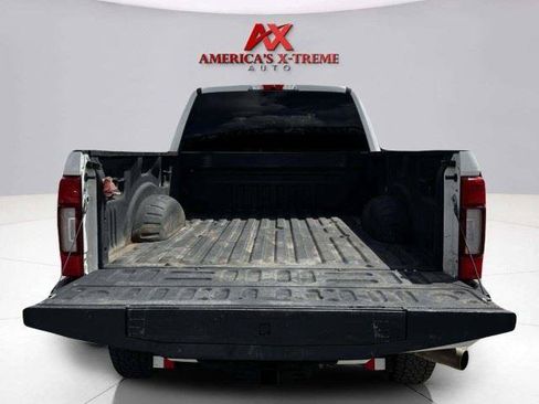 Used 2022 Ford F250 Platinum w/ FX4 Off-Road Package AWD/4WD image 50