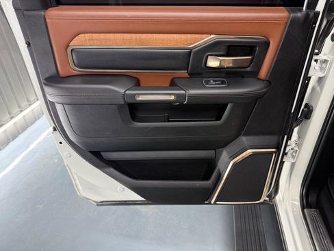 Used 2023 RAM 3500 Limited image 21