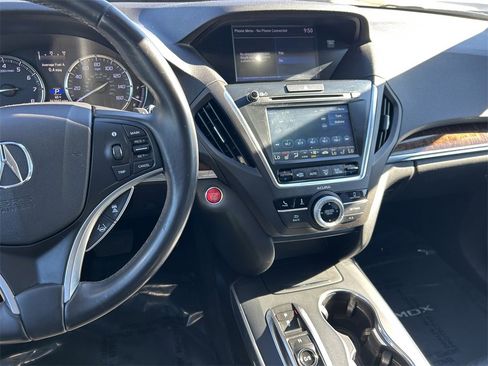 Used 2020 Acura MDX FWD image 18